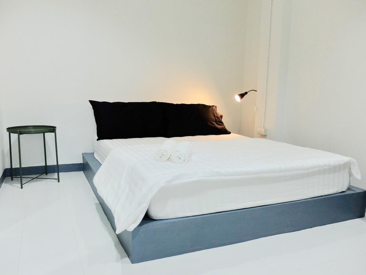 Diamond & Rust Hostel Pak Kret Zewnętrze zdjęcie