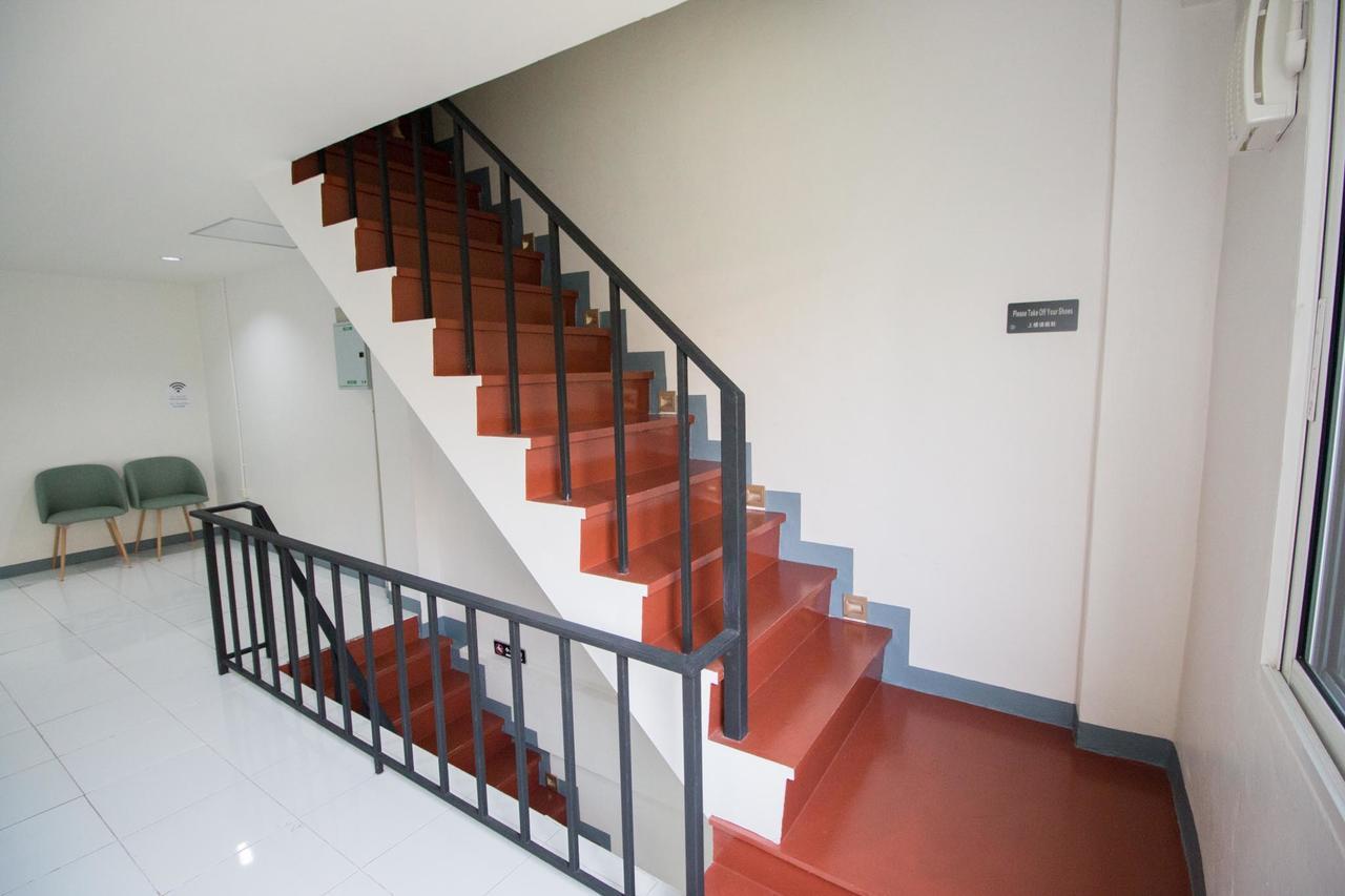 Diamond & Rust Hostel Pak Kret Zewnętrze zdjęcie